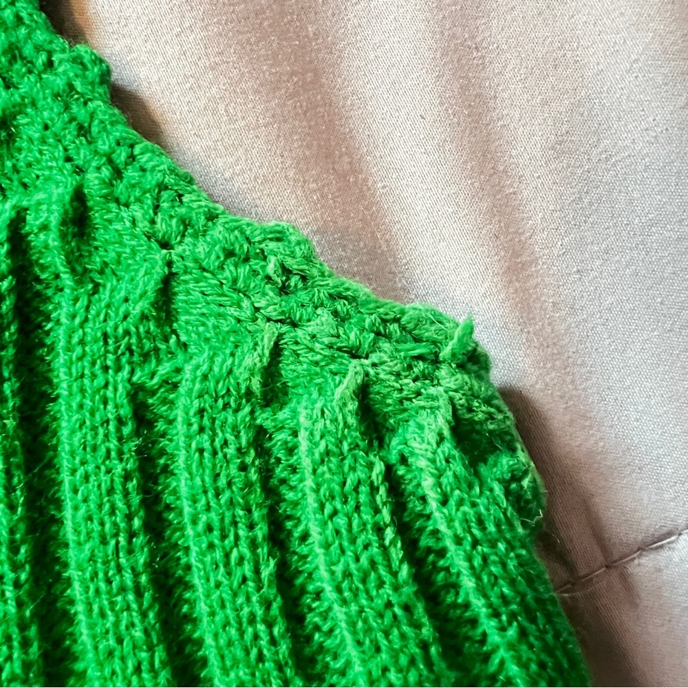 Vintage Imported Andrew St. John Virgin Acrylic Green Ribbed Hand Knit Tank Top - Picture 10 of 11